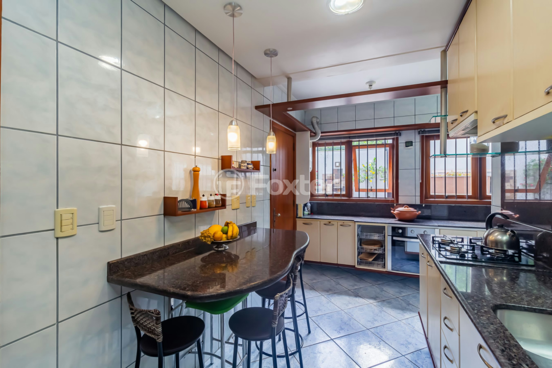 Casa de Condomínio à venda com 3 quartos, 260m² - Foto 52
