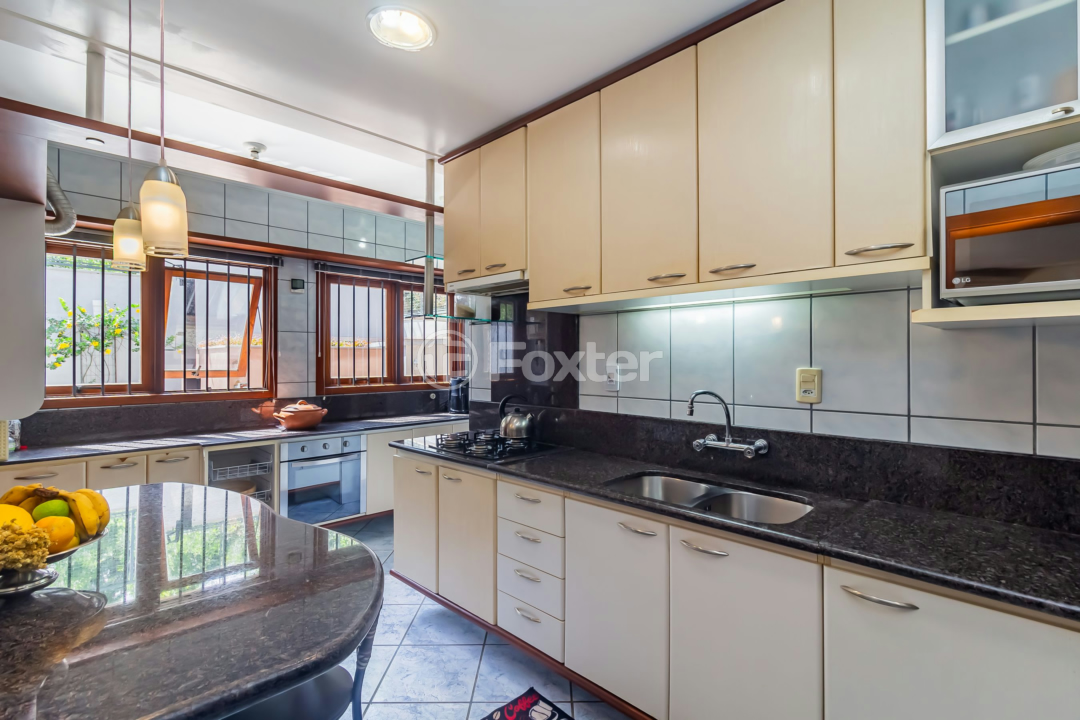 Casa de Condomínio à venda com 3 quartos, 260m² - Foto 53