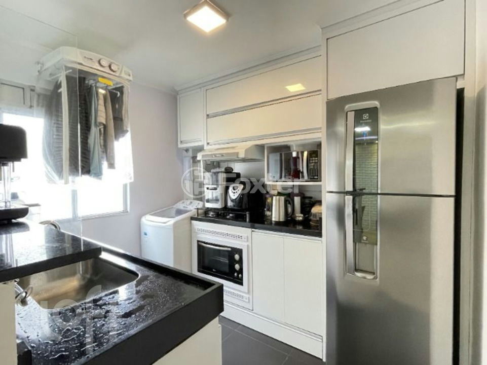 Apartamento à venda com 2 quartos, 41m² - Foto 3