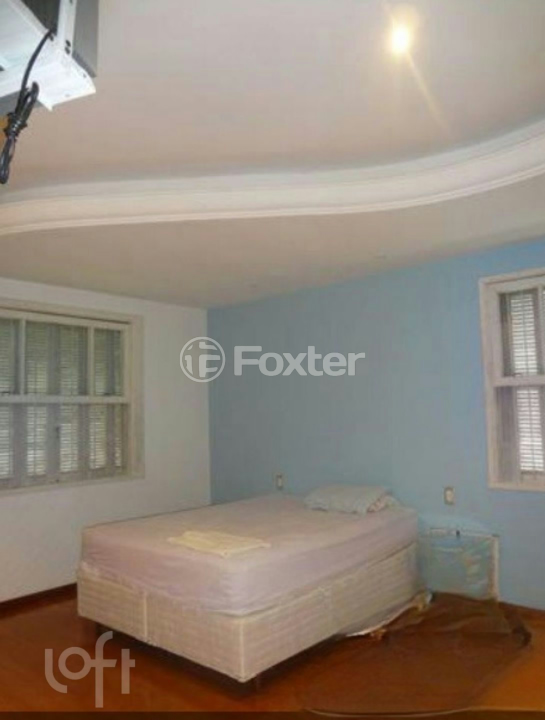 Casa à venda com 3 quartos, 170m² - Foto 3