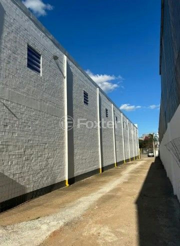 Depósito-Galpão-Armazém à venda, 1850m² - Foto 11