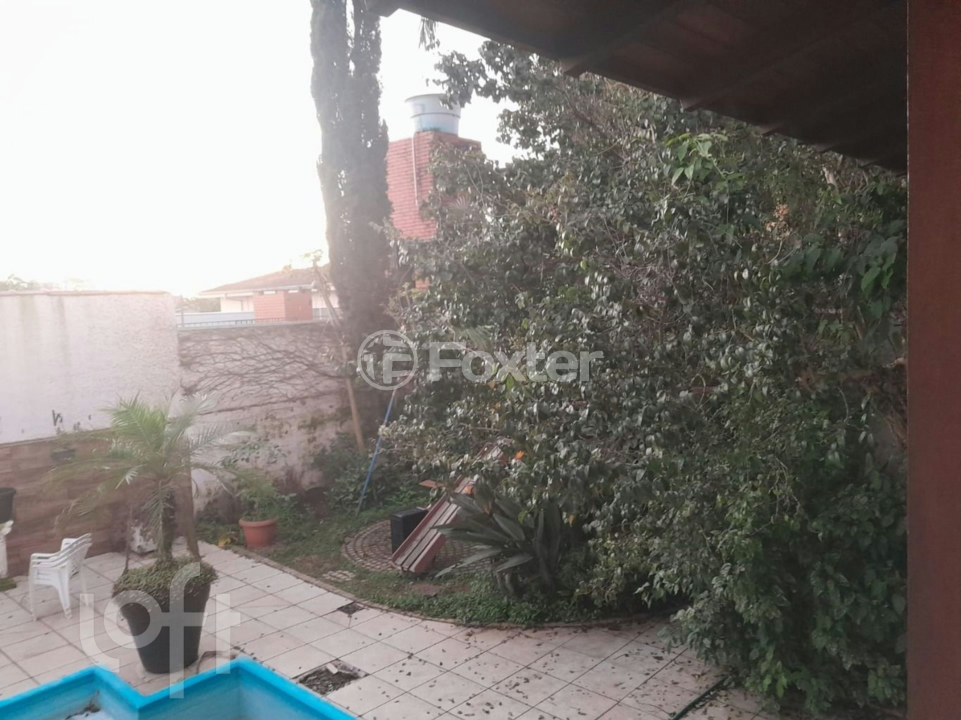 Casa à venda com 3 quartos, 340m² - Foto 22
