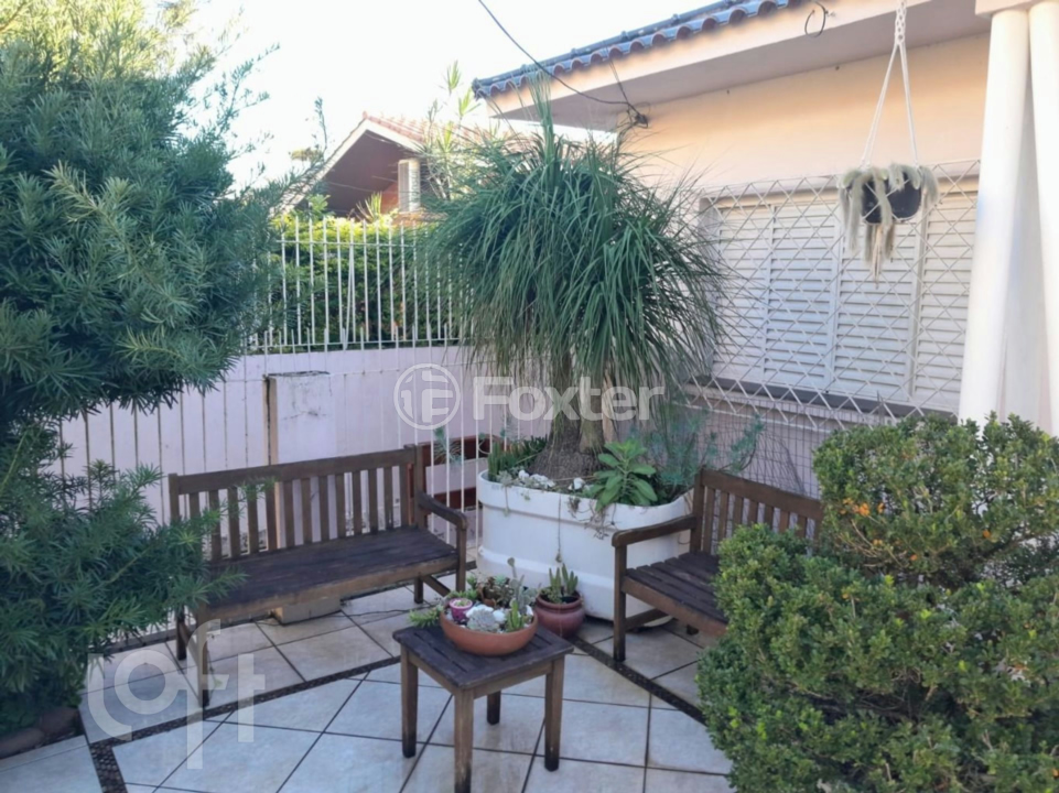 Casa à venda com 3 quartos, 340m² - Foto 26