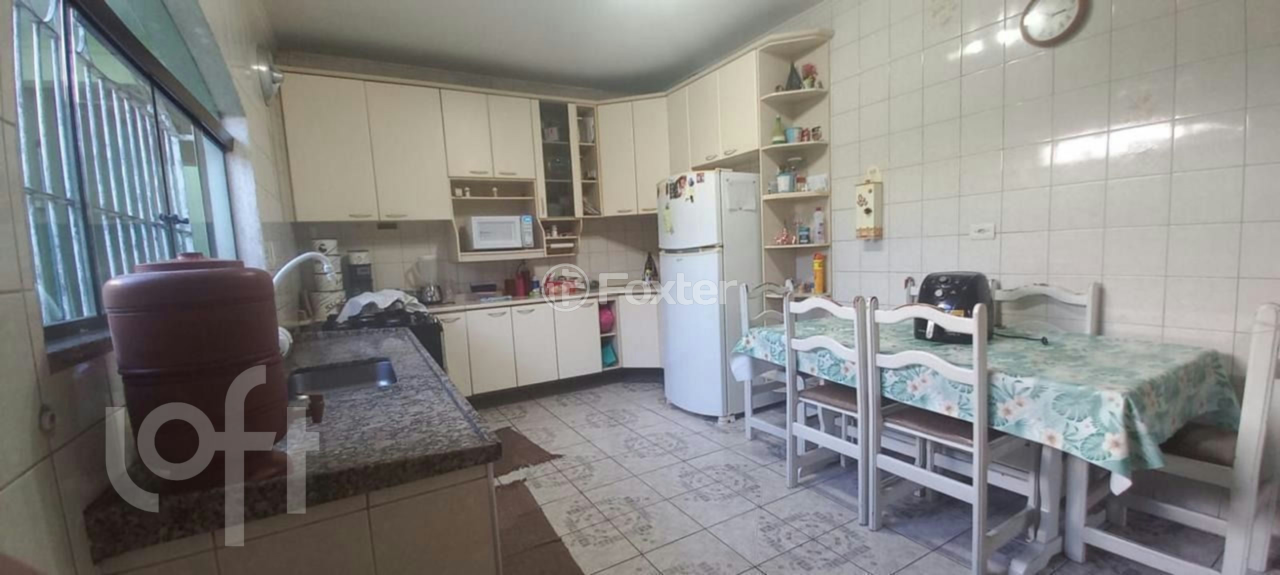 Casa à venda com 3 quartos, 200m² - Foto 5