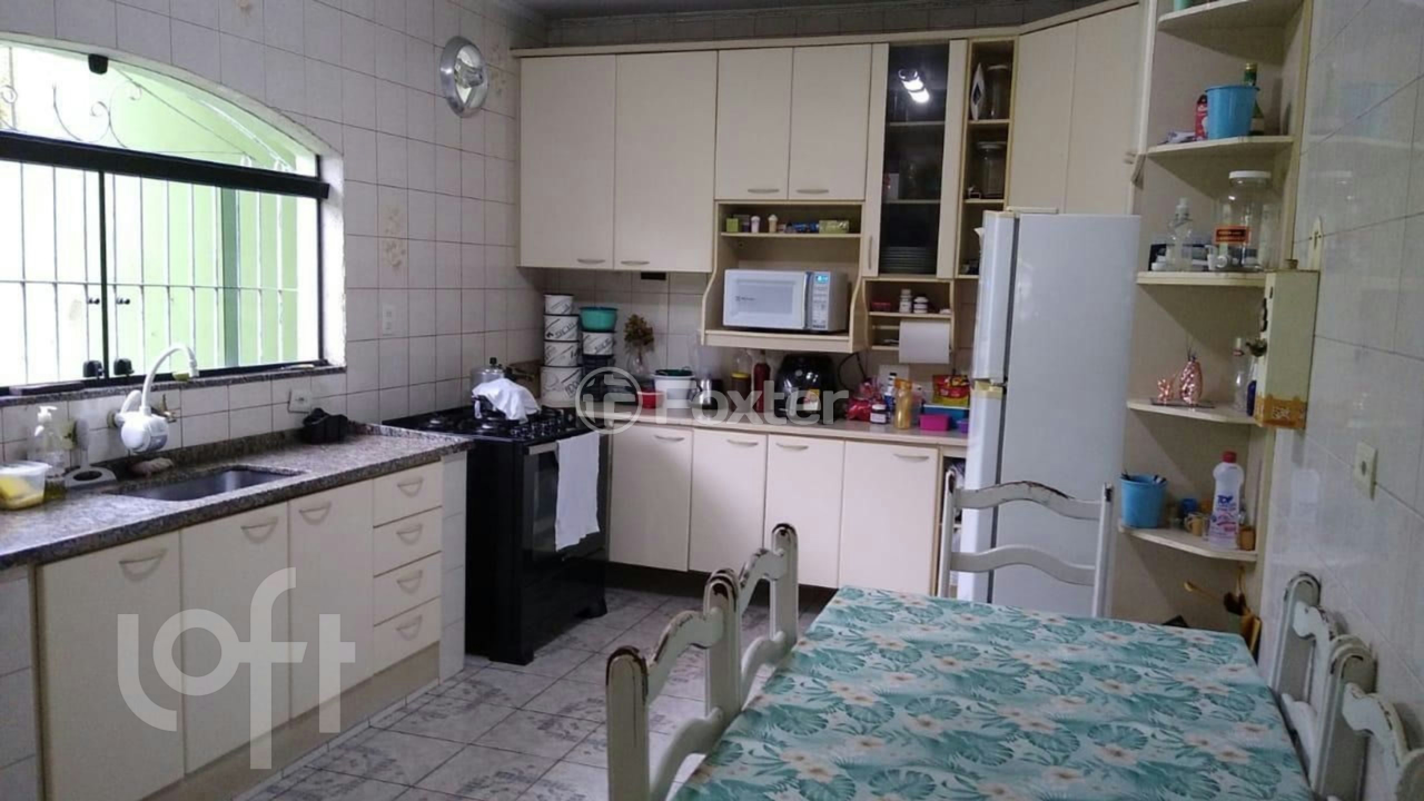 Casa à venda com 3 quartos, 200m² - Foto 6