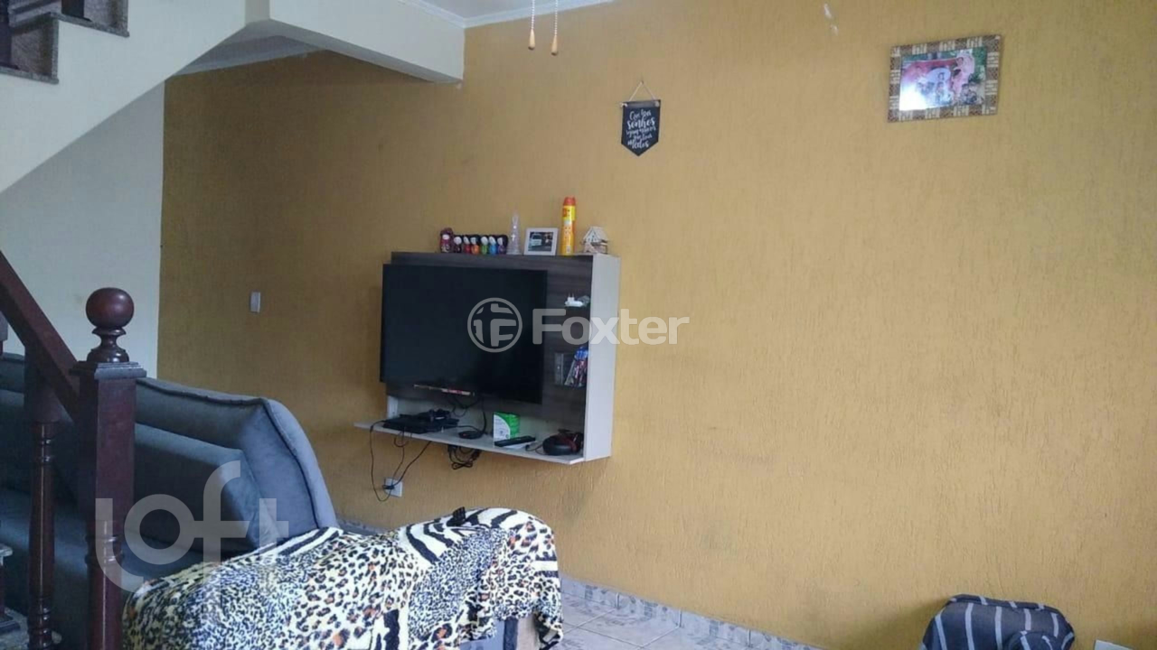 Casa à venda com 3 quartos, 200m² - Foto 2
