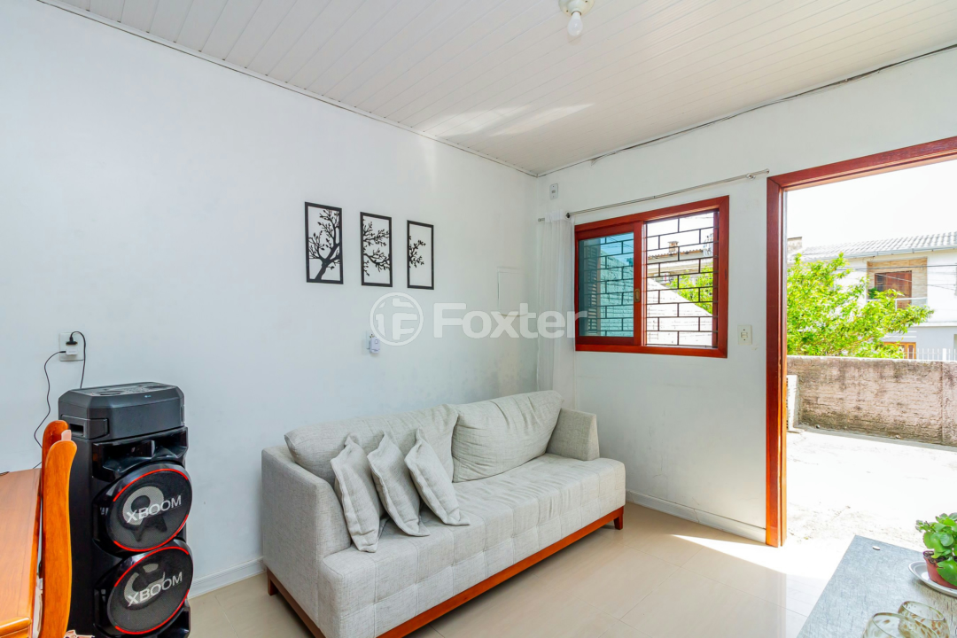 Casa à venda com 2 quartos, 85m² - Foto 1