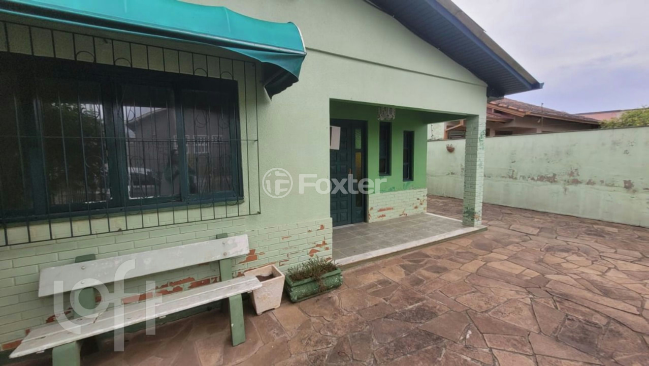 Casa à venda com 2 quartos, 171m² - Foto 1