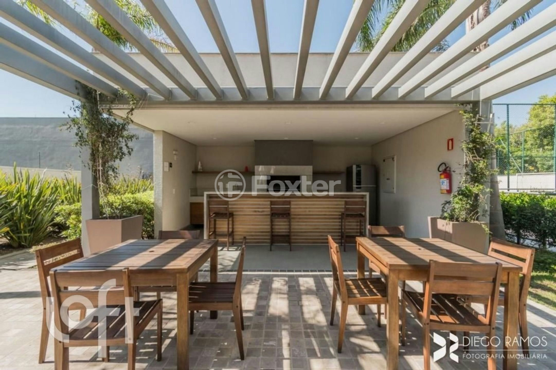 Apartamento à venda com 2 quartos, 76m² - Foto 17