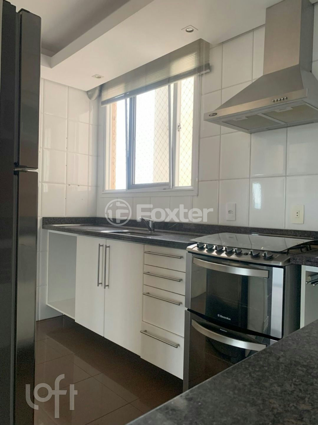 Apartamento à venda com 3 quartos, 94m² - Foto 10