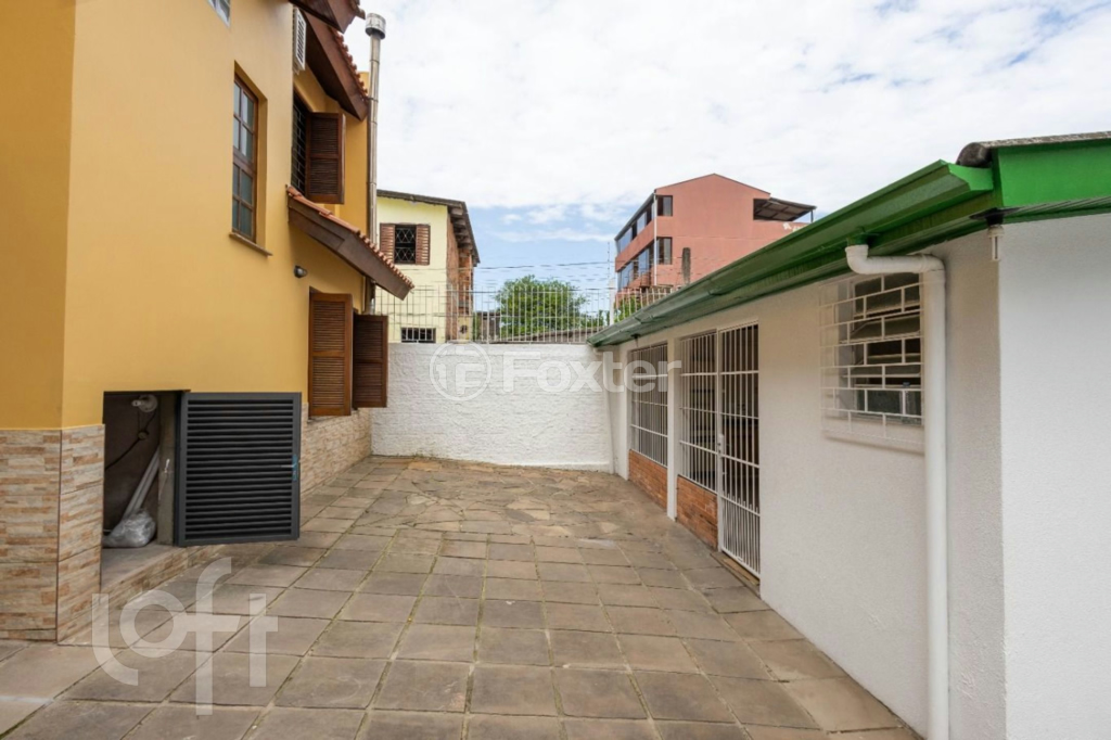 Casa à venda com 5 quartos, 266m² - Foto 38