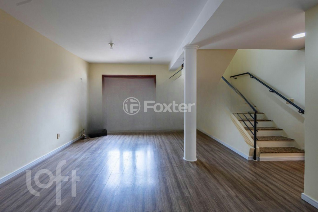 Casa à venda com 5 quartos, 266m² - Foto 3