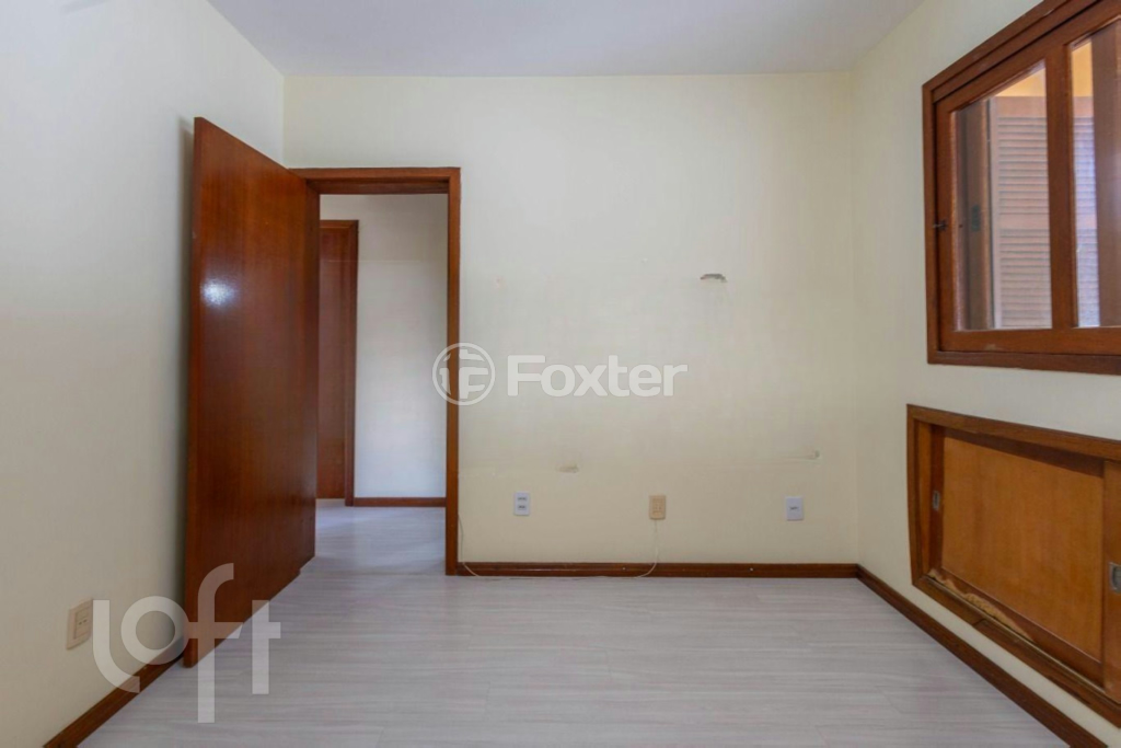 Casa à venda com 5 quartos, 266m² - Foto 11