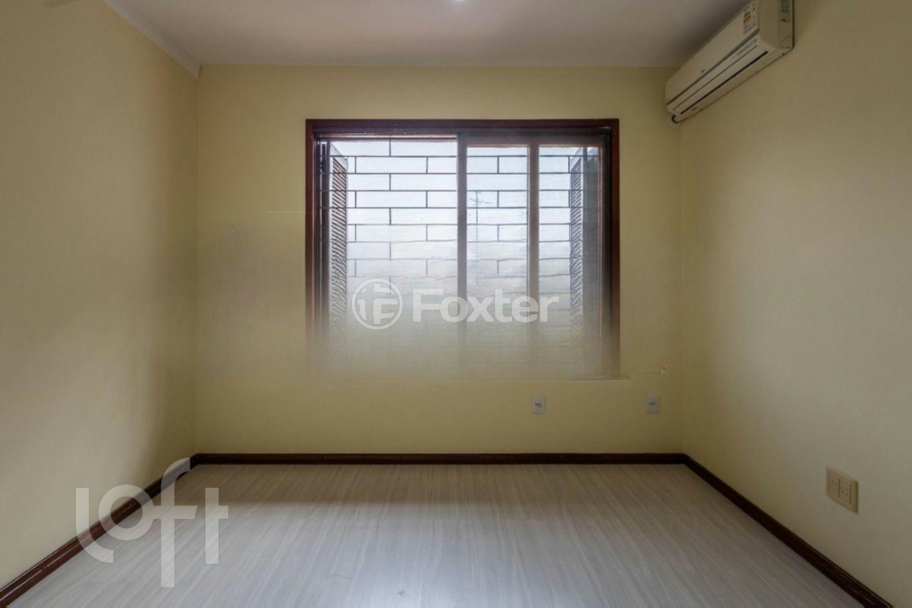 Casa à venda com 5 quartos, 266m² - Foto 8