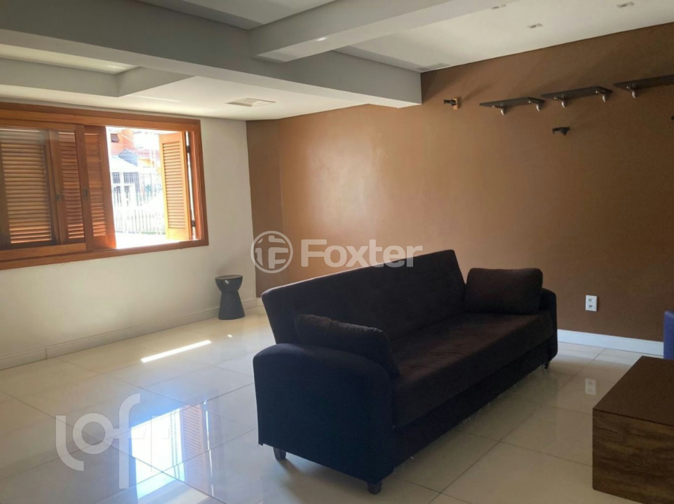 Casa à venda com 3 quartos, 210m² - Foto 5