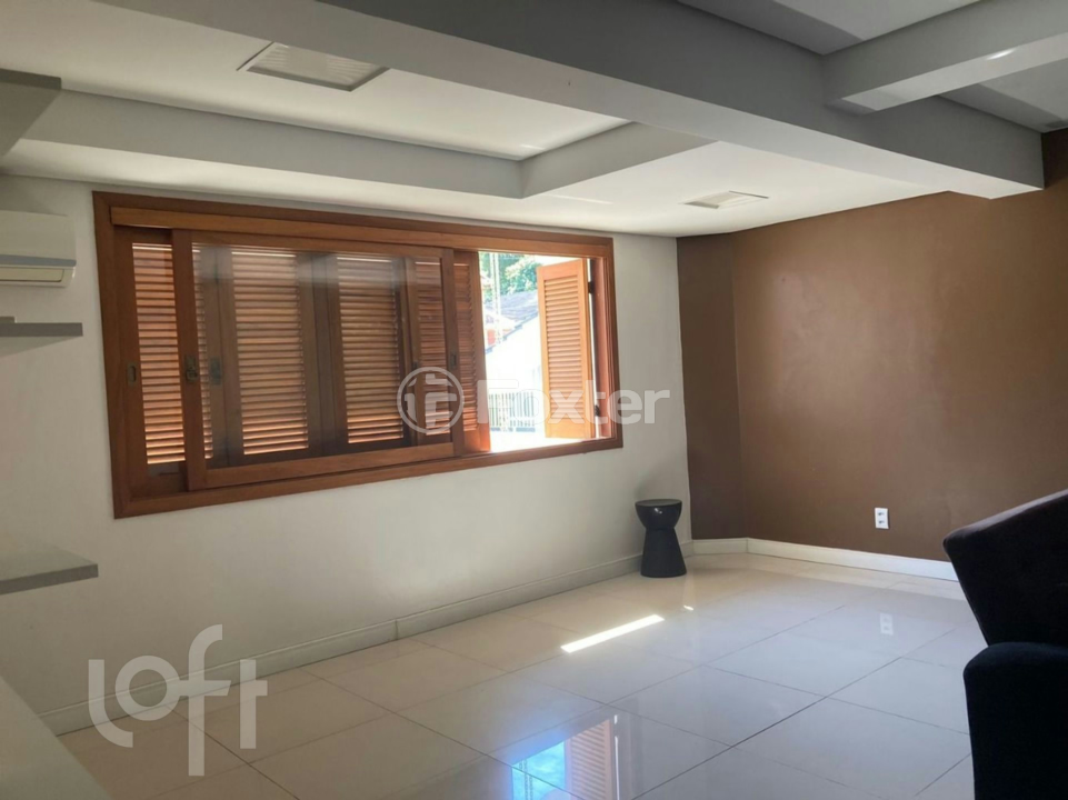 Casa à venda com 3 quartos, 210m² - Foto 6