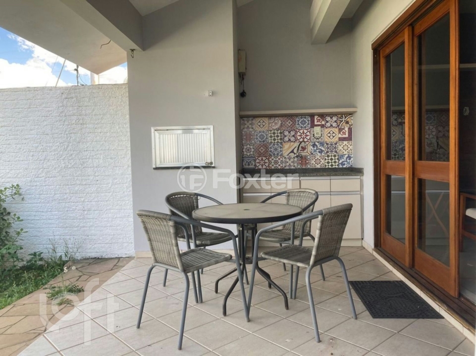 Casa à venda com 3 quartos, 210m² - Foto 14