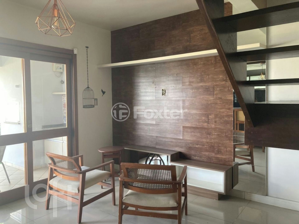 Casa à venda com 3 quartos, 210m² - Foto 7