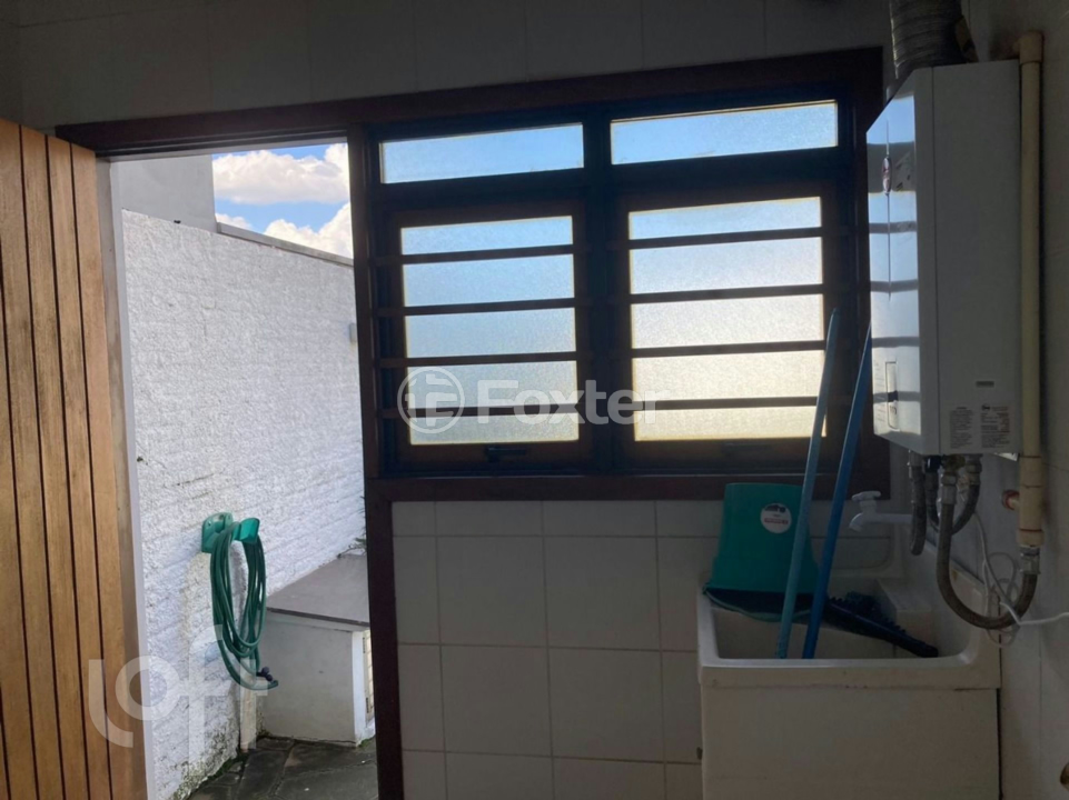 Casa à venda com 3 quartos, 210m² - Foto 47