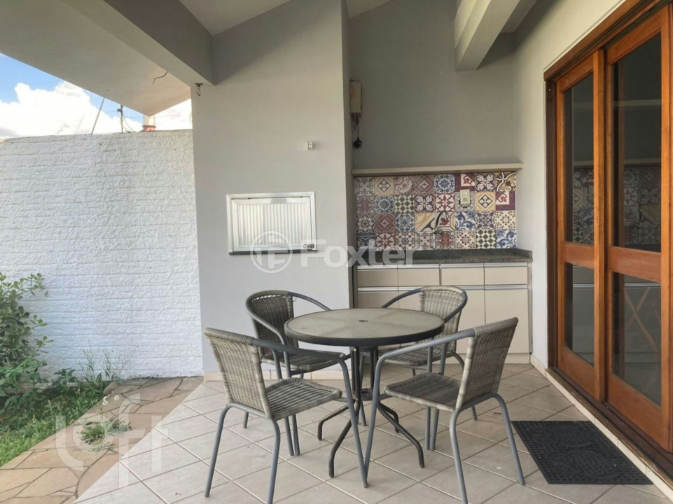 Casa à venda com 3 quartos, 210m² - Foto 15