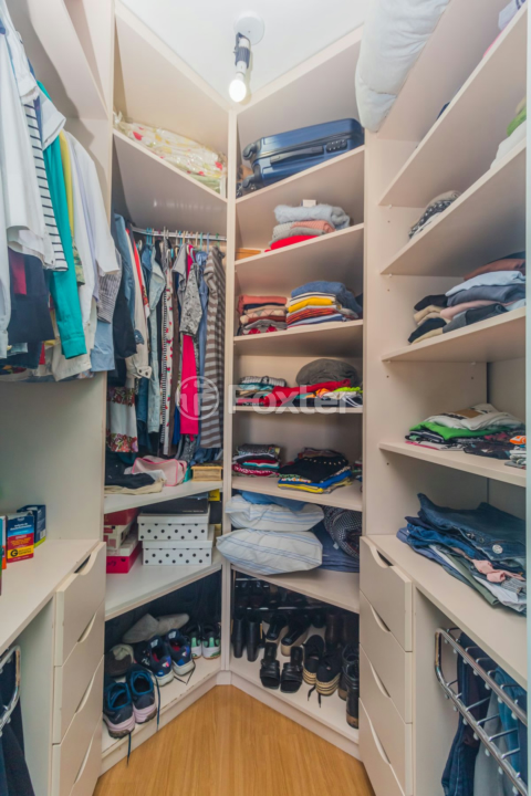 Apartamento à venda com 2 quartos, 85m² - Foto 16