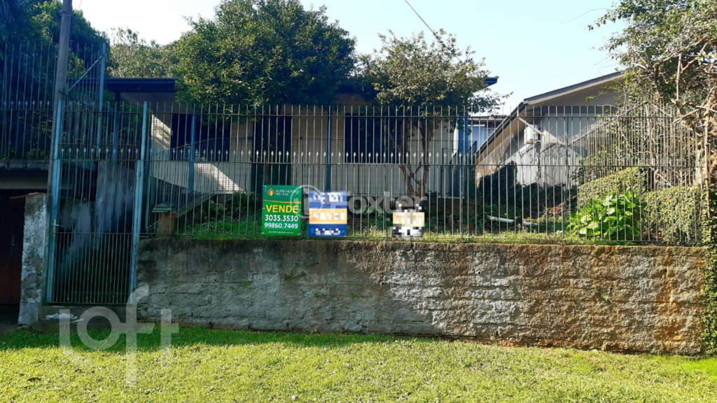 Casa à venda com 2 quartos, 110m² - Foto 2