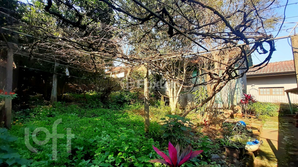 Casa à venda com 2 quartos, 110m² - Foto 4