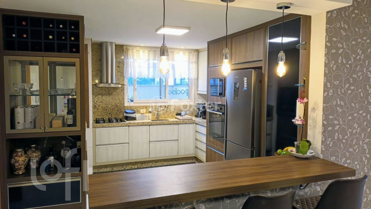 Apartamento à venda com 3 quartos, 203m² - Foto 9