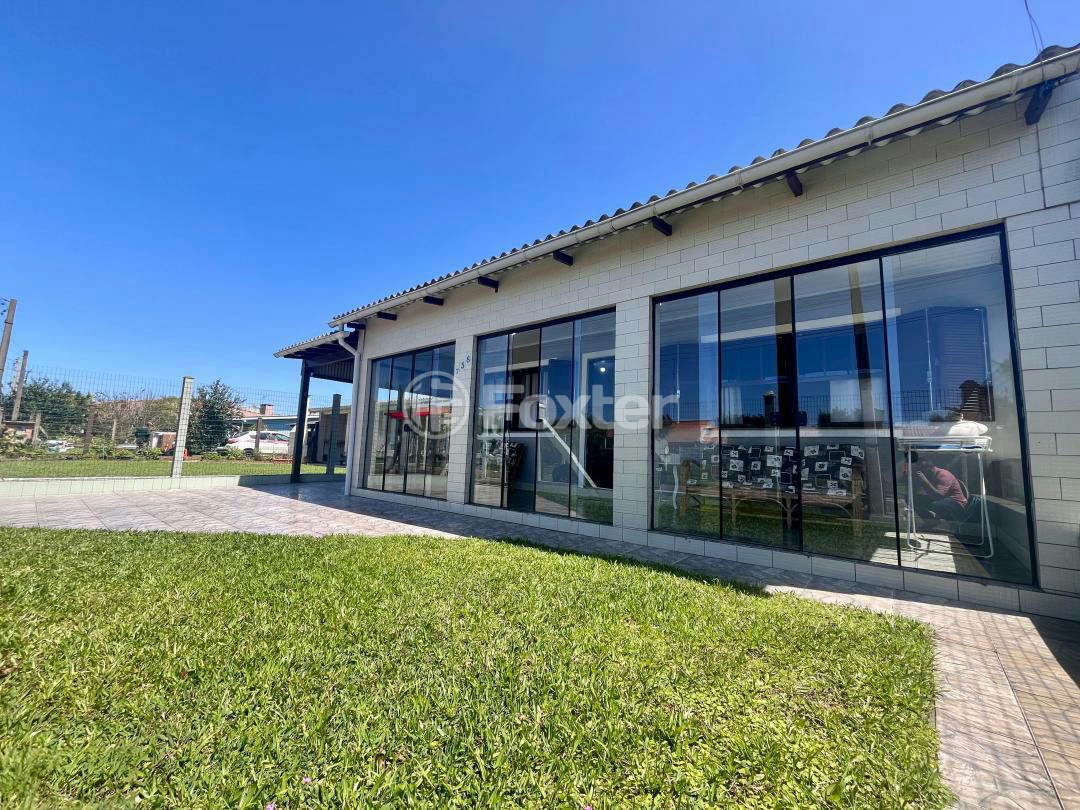 Casa à venda com 4 quartos, 360m² - Foto 1