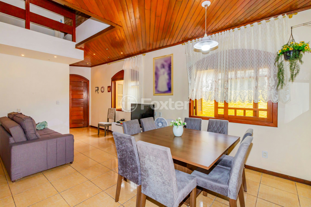 Casa à venda com 5 quartos, 210m² - Foto 6