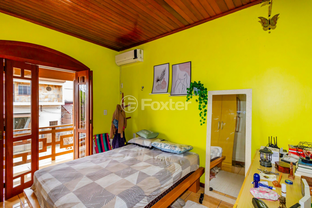 Casa à venda com 5 quartos, 210m² - Foto 11