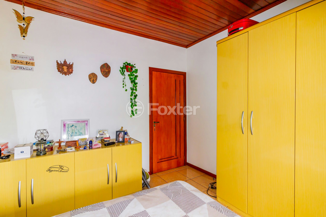 Casa à venda com 5 quartos, 210m² - Foto 14
