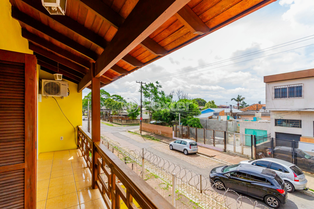 Casa à venda com 5 quartos, 210m² - Foto 16