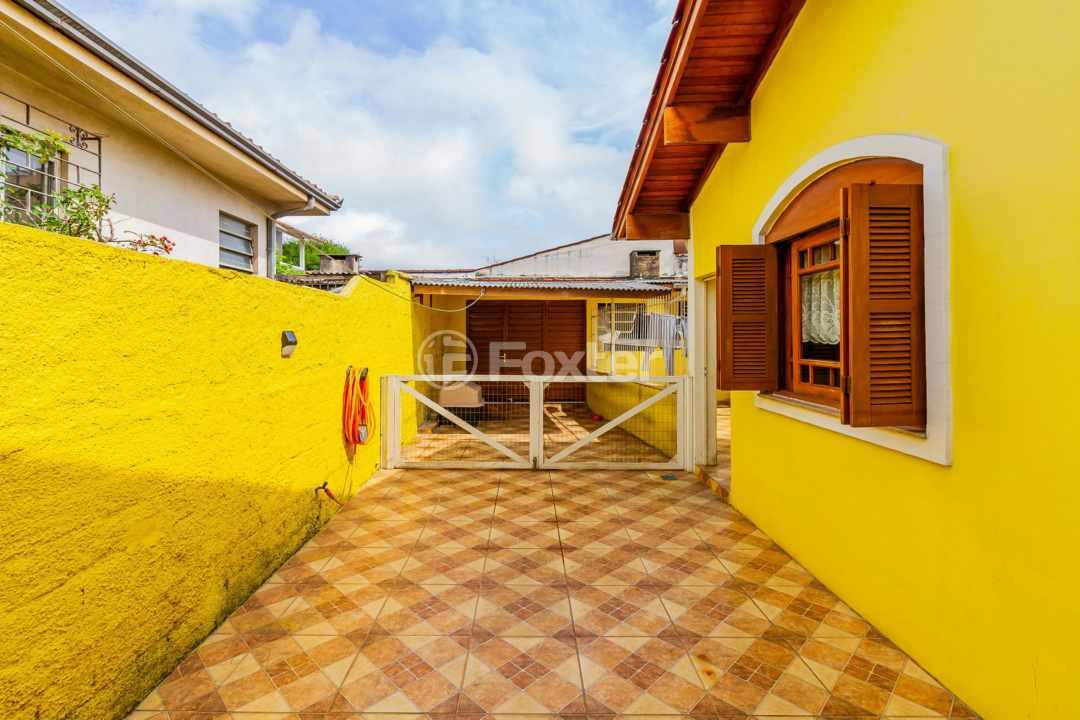 Casa à venda com 5 quartos, 210m² - Foto 38