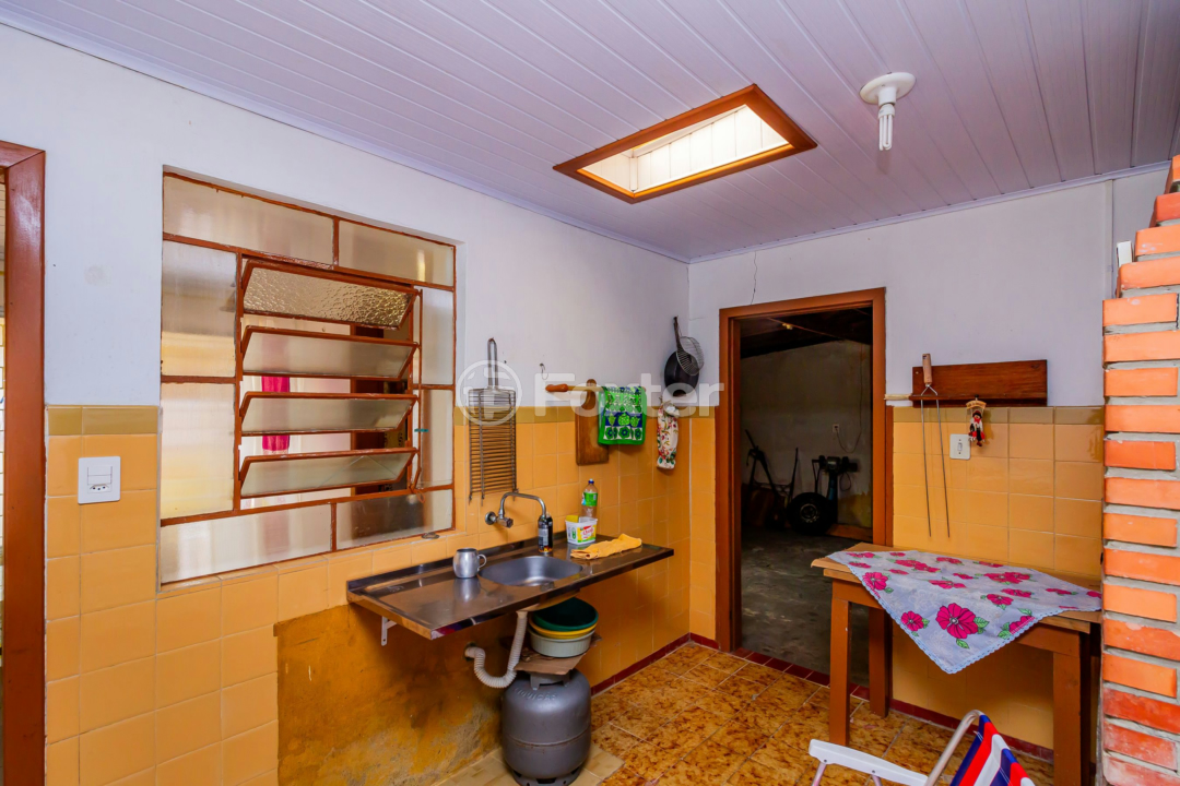 Casa à venda com 5 quartos, 210m² - Foto 47