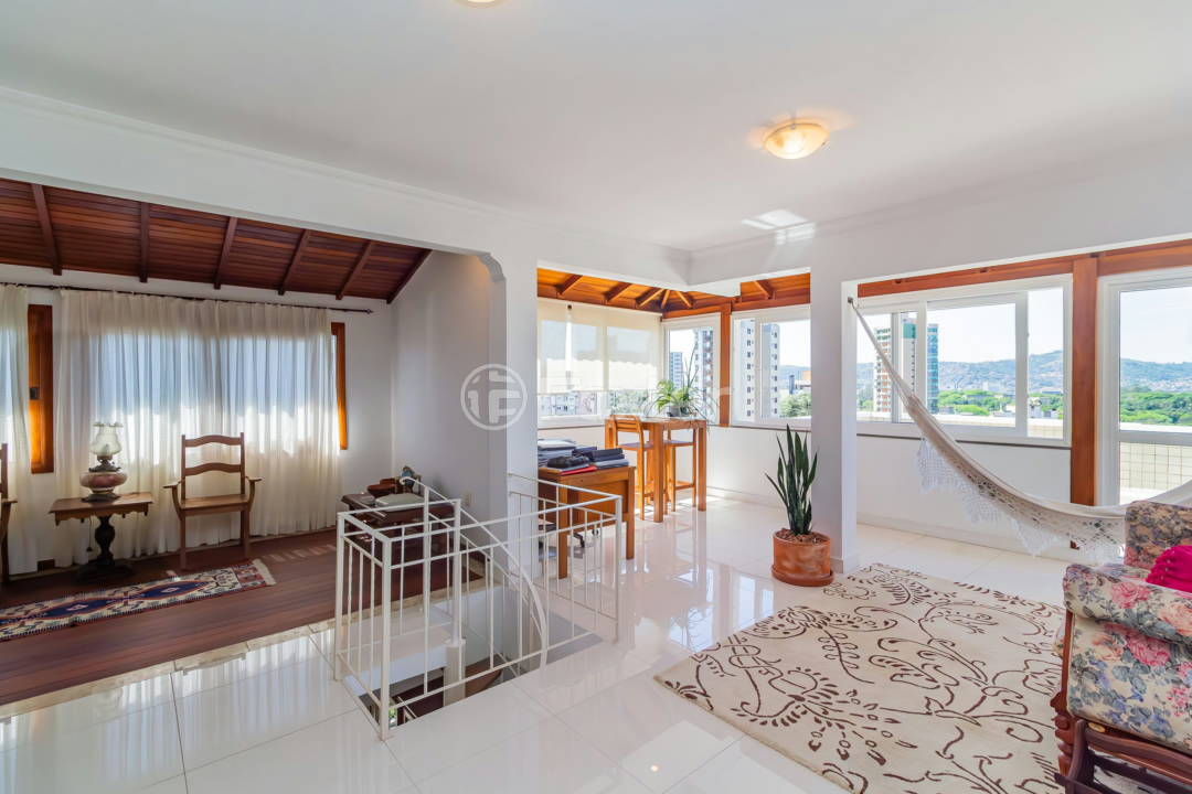 Cobertura à venda com 3 quartos, 140m² - Foto 2