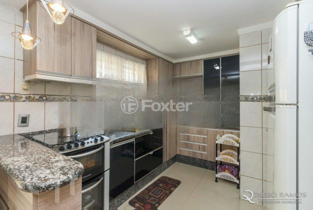 Casa à venda com 3 quartos, 381m² - Foto 17