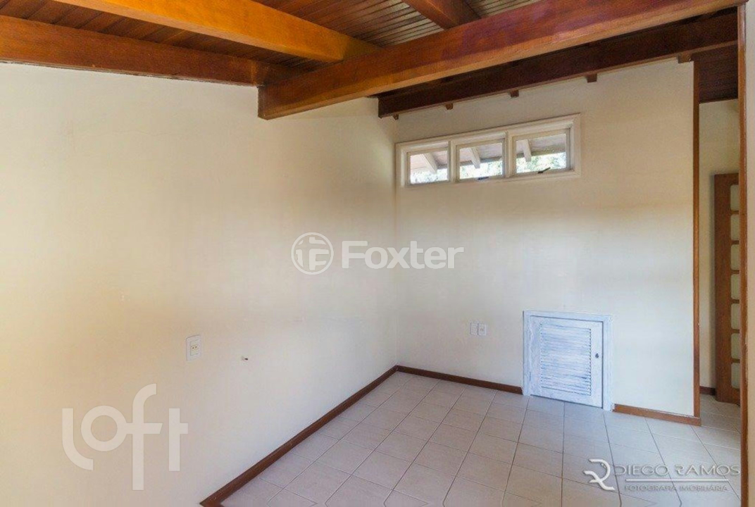 Casa à venda com 3 quartos, 381m² - Foto 32