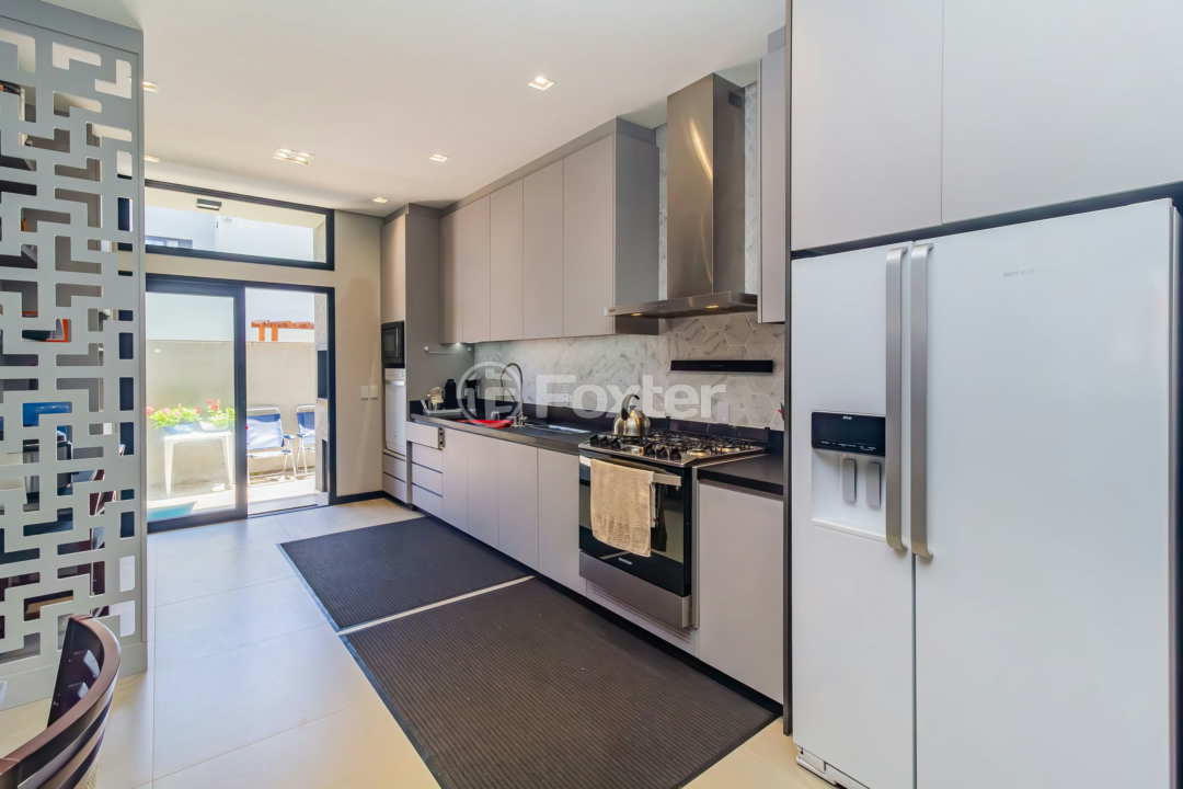 Casa de Condomínio à venda com 3 quartos, 245m² - Foto 46