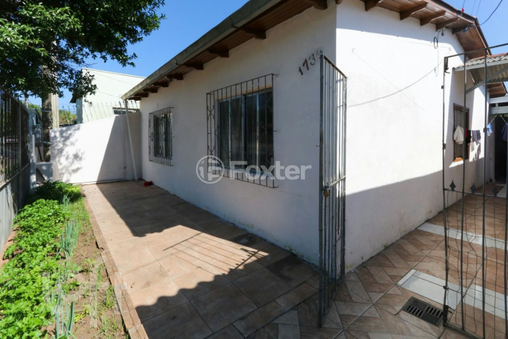 Casa à venda com 4 quartos, 200m² - Foto 12