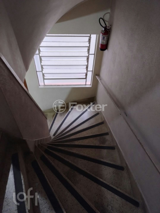 Apartamento à venda com 3 quartos, 97m² - Foto 25