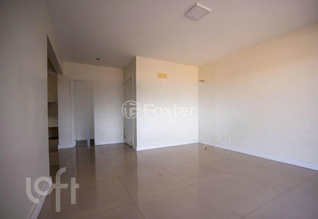 Apartamento à venda com 3 quartos, 167m² - Foto 2