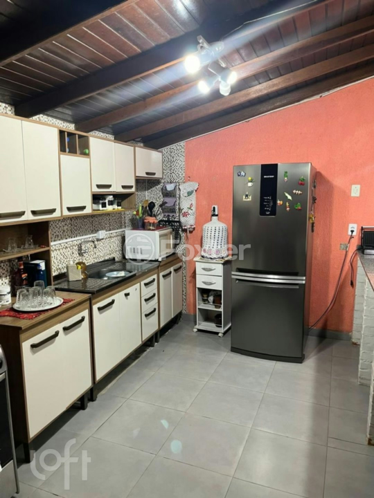 Casa à venda com 2 quartos, 210m² - Foto 6