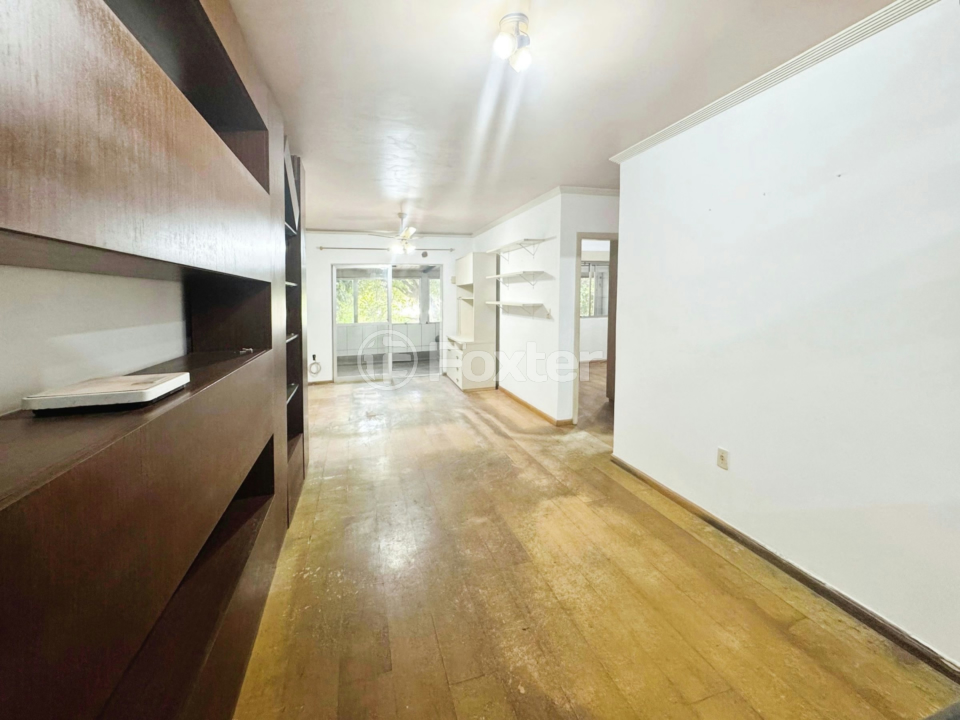 Apartamento à venda com 2 quartos, 96m² - Foto 2