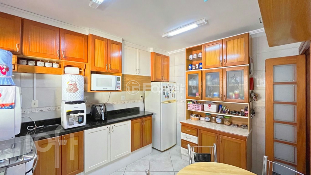 Casa à venda com 3 quartos, 162m² - Foto 14