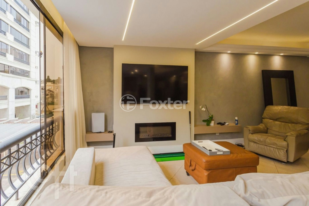 Apartamento à venda com 2 quartos, 112m² - Foto 3