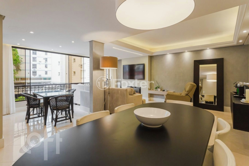 Apartamento à venda com 2 quartos, 112m² - Foto 7