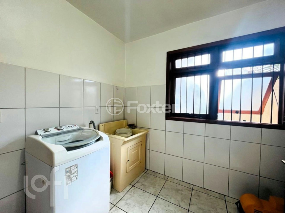 Casa à venda com 3 quartos, 214m² - Foto 20