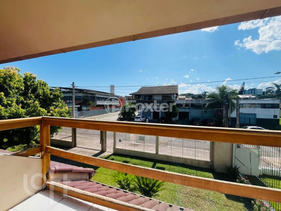 Casa à venda com 3 quartos, 214m² - Foto 17