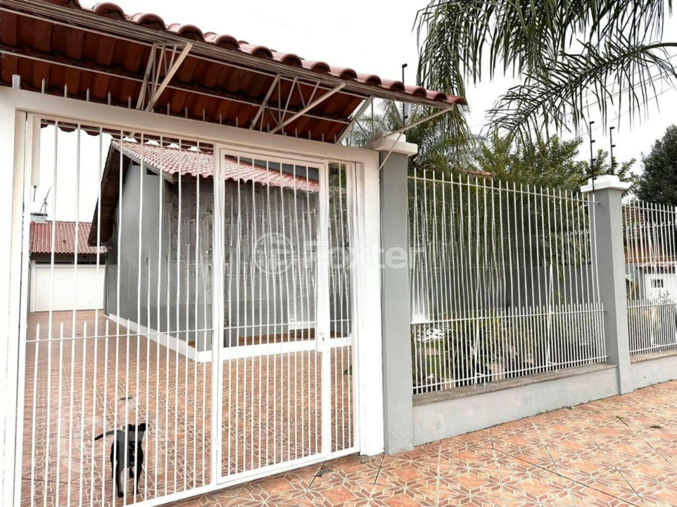 Casa à venda com 4 quartos, 170m² - Foto 2